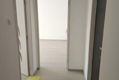 Nicolina-Belvedere!Renovat complet, 2cam-decomandat, etaj 2/4, 56mp - 8