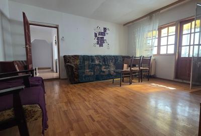 Apartament de vanzare, 3 camere, et. 1, str. Crișan - 2