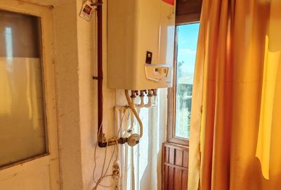Apartament decomandat Micro 21 etaj 2 - 3