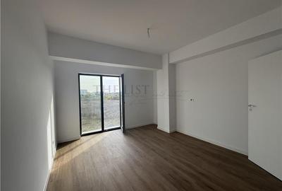 De Vanzare | Apartament cu 3 camere | Aviatiei - 5