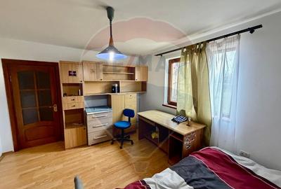 Casă / Vilă cu 4 camere de vânzare - 4