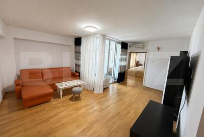 Apartament cu 3 camere semidecomandat, mobilat în Central