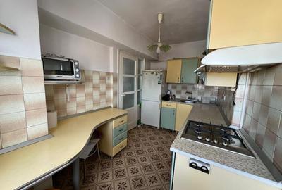 De vanzare Apartament 3 camere, zona Centru. - 5