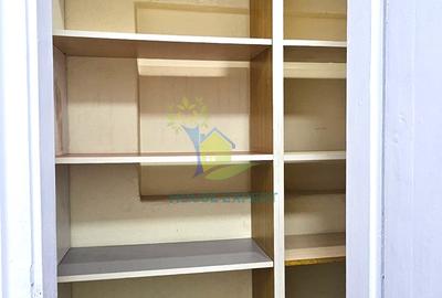 Apartament in vila, 4 camere, nemobilat, zona Hala Traian/Calarasilor - 17
