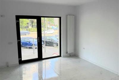 Spatiu Comercial Stradal, cu Vad, Renovat Complet - 1