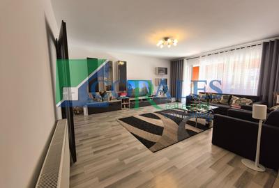 Casă cu 6 camere în Dumbrăvița