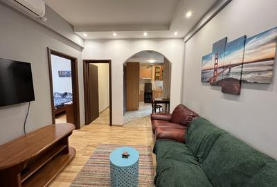 Apartament cu 2 camere semidecomandat, mobilat în Universitate