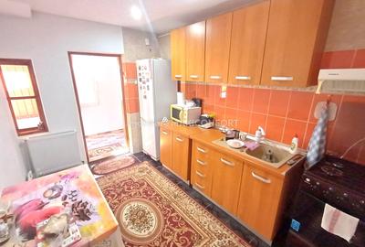 Vanzare casa , zona Chercea - Imobiliare MAXICONFORT - 6