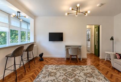 Apartament cu 2 camere semidecomandat, mobilat în Domenii