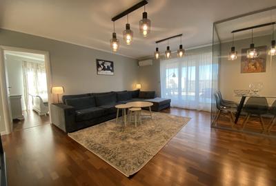 Apartament cu 4 camere decomandat în Sisești
