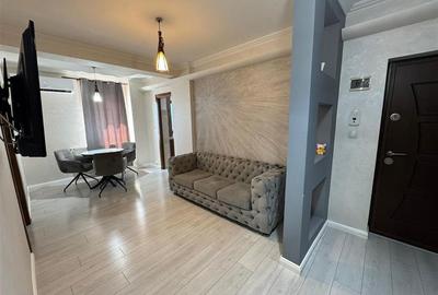Apartament cu 2 camere decomandat, mobilat în Central