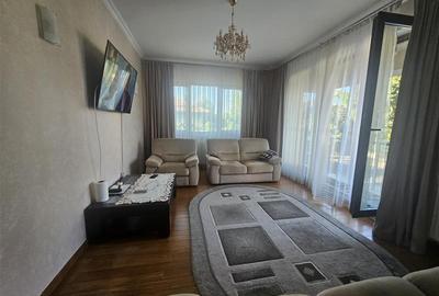 Apartament cu 4 camere decomandat, mobilat în Dămăroaia