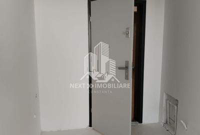 Apartament 2 cam, Mamaia zona Rex, la alb, vedere lac - 5