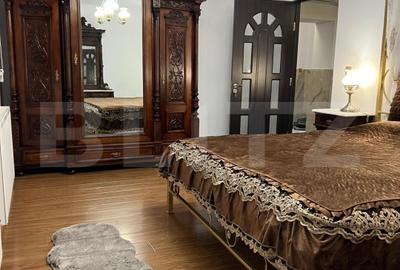 Apartament cu 3 camere decomandat, mobilat în Centrul Istoric