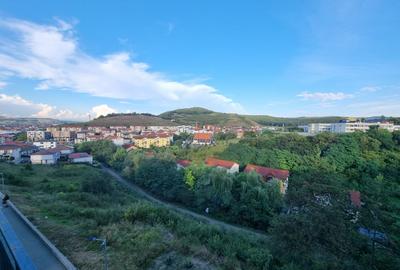 Apartament 2 camere, terasa 30mp, panorama superba, zona Fagului - 9