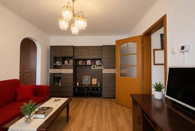 Apartament cu 3 camere semidecomandat, mobilat în Mănăștur