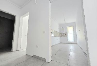 Apartament cu 2 camere decomandat în Titan
