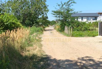 Teren Construcții intravilan de 10008 mp, în Central