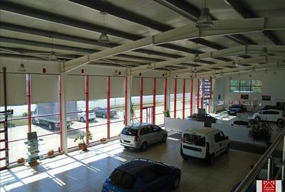 Hala pentru showroom, in apropiere de autostrada - 2