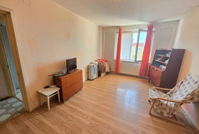 Vanzare Apartament 2 camere zona Grivitei ,Str.Mircea cel Batran - 30