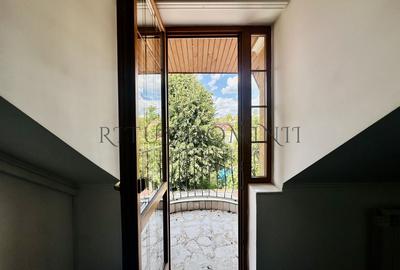Casa de Închiriat Ultracentrala, 12 Camere, 10 Bai, 6 Parcari - 10