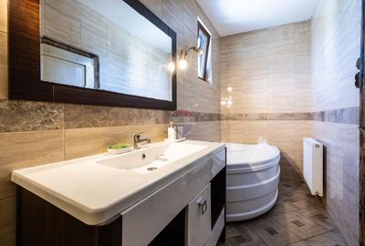 Apartament la casă, 90 mp | Strada De Mijloc - 15