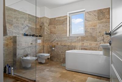 Oportunitate Rară: Vilă pe Lac | 1.898 mp Teren | Piscină - 12