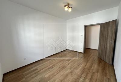 Apartament cu 3 camere, 56,6 mp utili, balcon de 7 mp - Calea Cisnadiei - 9
