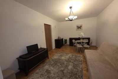 Titan parc doua camere dec et 6/10 mobilat utilat aproape de metrou - 2