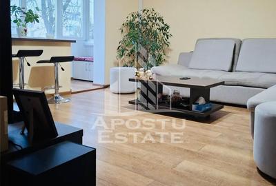 Apartament cu 4 camere decomandat, mobilat în Confecții