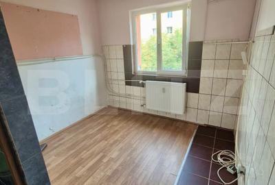 Garsonieră decomandată, mobilată în Mănăștur