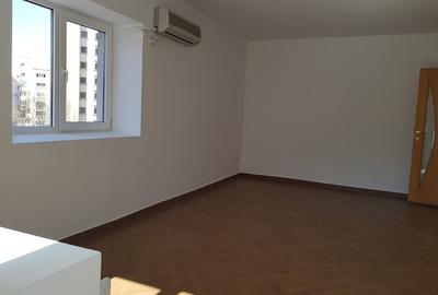 Inchiriere apartament 3 camere decomandate, Decebal stradal, 2 bai, metrou 5 min - 6