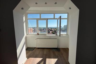 Lugoj, Apartament 3 Cam., 84 Mp., Semidecomandat, et.6, Central Blocul Postei - 27