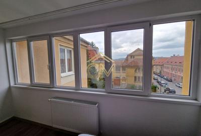 Aparatment-3 Camere-Ultracentral-Renovat Complet - 8