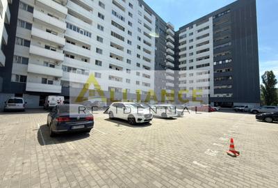 Apartament cu 2 camere decomandat în Apărătorii Patriei