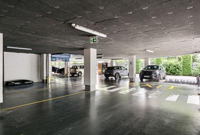 De închiriat Birou de Lux, Zona Centrlă, la Preț Promoțional - 8
