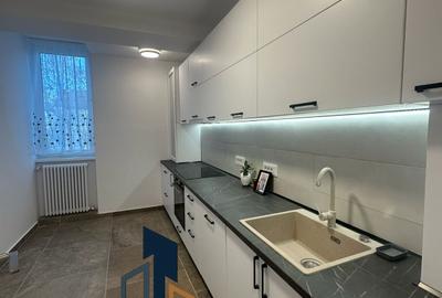 Apartament 2 camere renovat 2025 in zona Piata Astra # Spatii comerciale RoBU - 6