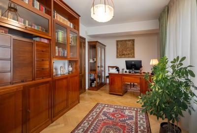 Casă individuală, elegantă, discretă, lumină naturală și confort autentic - 26
