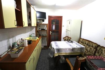 Apartament cu 3 camere, centrala proprie, zona Aradului - 7