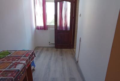 Inchiriere Garsoniera Gara Nicolina, etaj 3, MOBILATA si UTILATA complet !! - 10