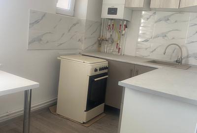 Apartament 2 camere decomandat, zona FALEZA NORD - 9