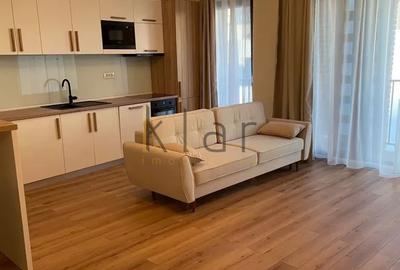 Apartament cu 3 camere decomandat, mobilat în Zorilor