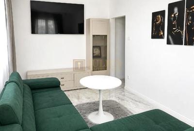 Apartament cu 3 camere decomandat, mobilat în Complex Studențesc