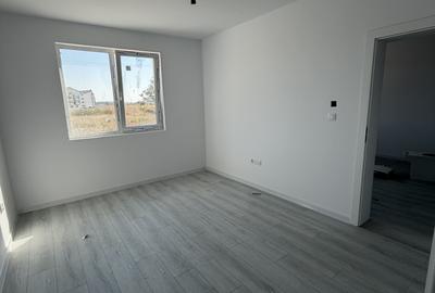 BUCATARIE INCHISA, APARTAMENT CU 2 CAMERE, GIROC - 4