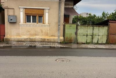 Casă individuală cu 6 camere în Gherla