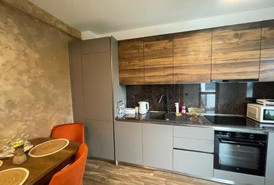 Apartament superb, la 300m de Peles, complex Chatel, 2025, 71mp, la cheie - 52