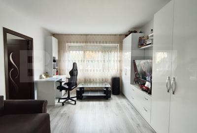 Apartament cu 2 camere semidecomandat, mobilat în Valenta