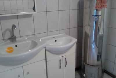 Casa in Zarnesti, constructie din caramida D+P si anexa, teren 569 mp - 17