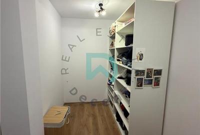 Apartament  3 camere Tractorul,  Brasov - 14