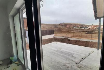 Casa de vanzare , 4 camere,5 arii teren, Sancraiul de Mures, semifinisat - 9